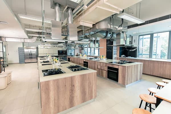 沪江维多利亚学校_23