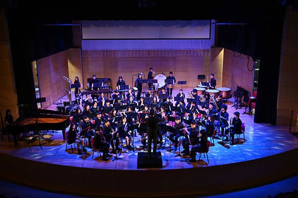 加拿大国际学校_15