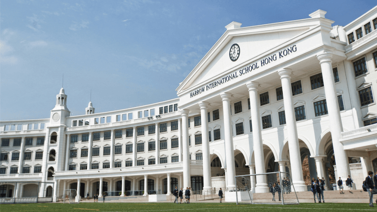 想让孩子接受精英教育？来看看这所号称“英式教育天花板”的香港国际学校