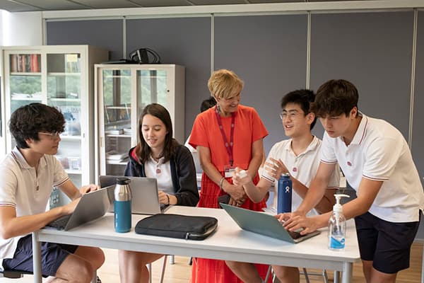 汉基国际学校_25