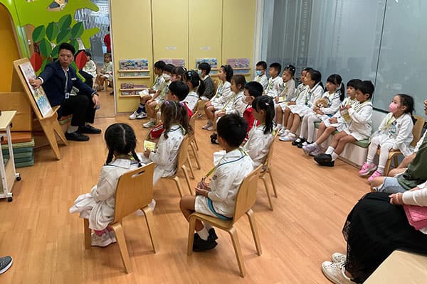 沪江维多利亚学校_9