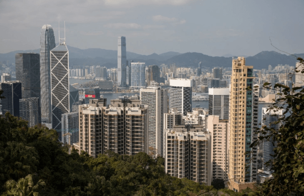 香港每年移民人数是多少（香港去年净移出人口3.98万）